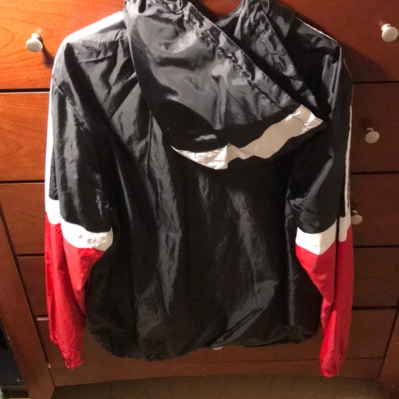 Black White And Red Wind Breaker - Picture 2 of 2
